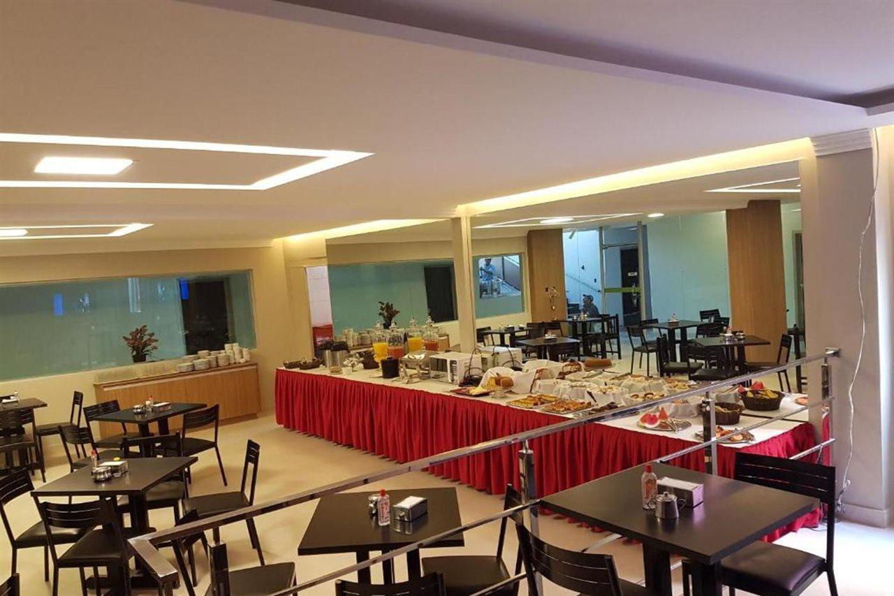 Oft Place Hotel Goiânia Buitenkant foto