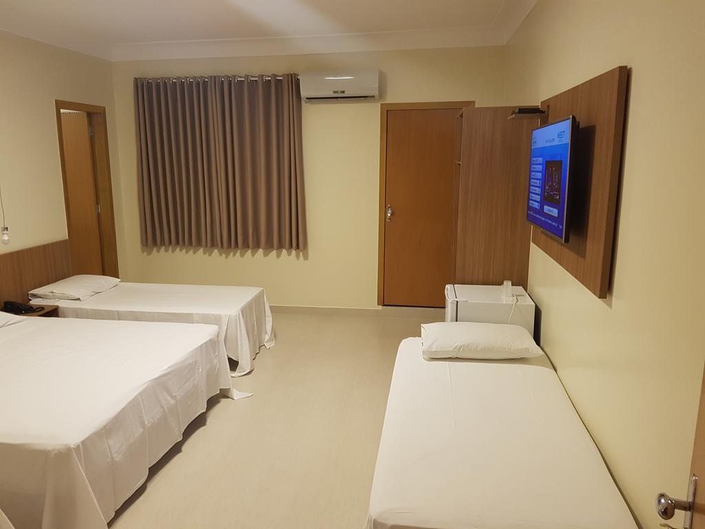 Oft Place Hotel Goiânia Buitenkant foto