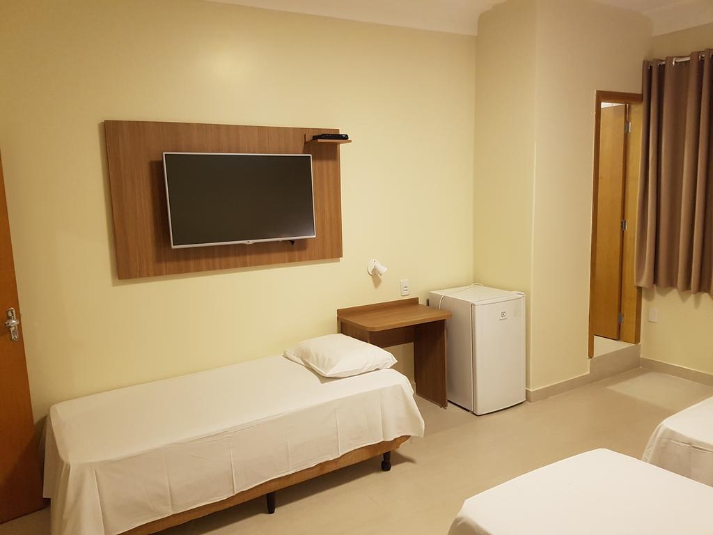 Oft Place Hotel Goiânia Buitenkant foto
