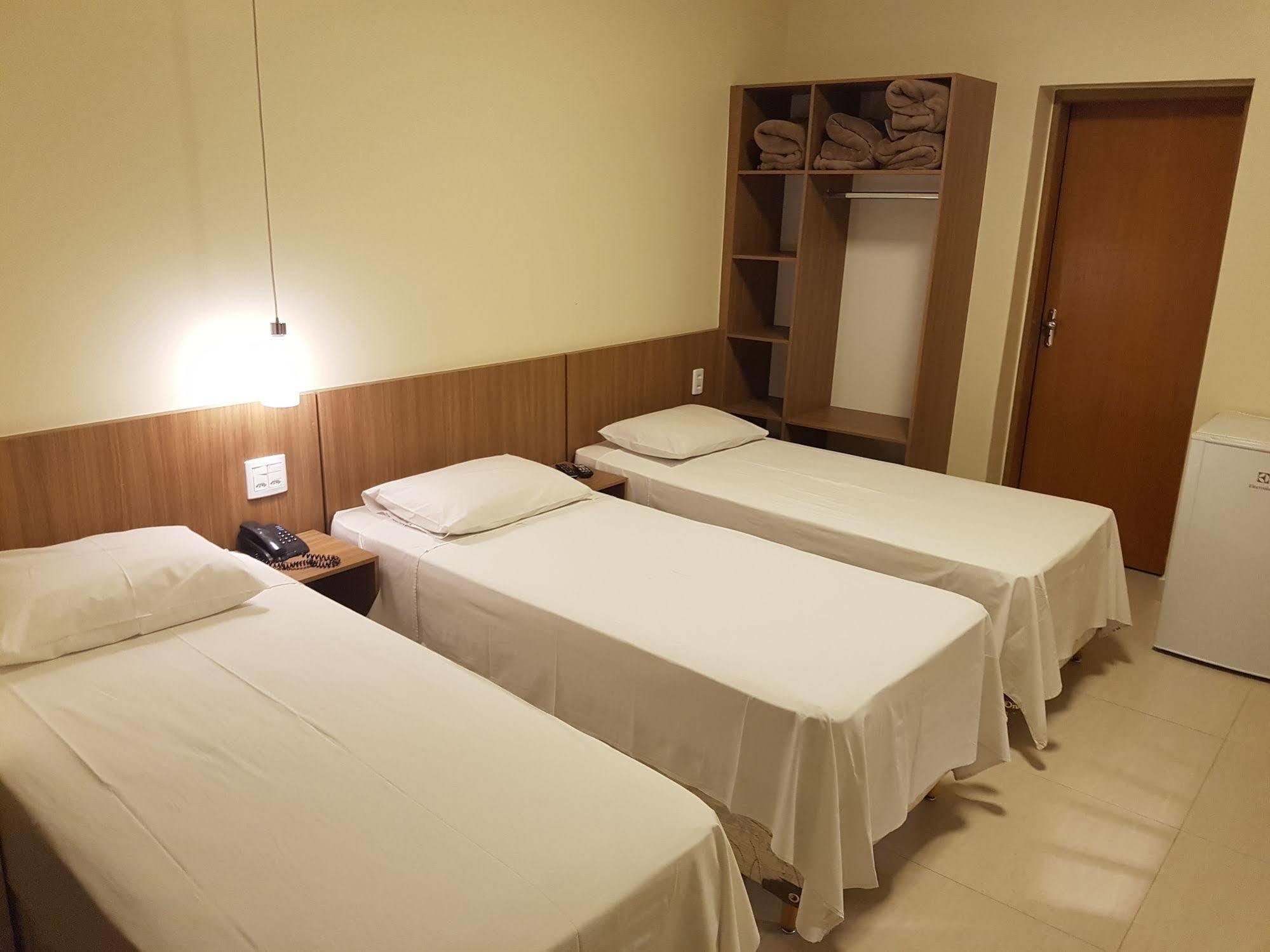 Oft Place Hotel Goiânia Buitenkant foto